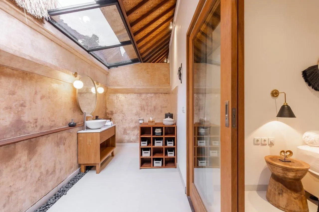 Luxury Villa In City Center W/ Natural Pool La Bohemia Residence Villas Ubud