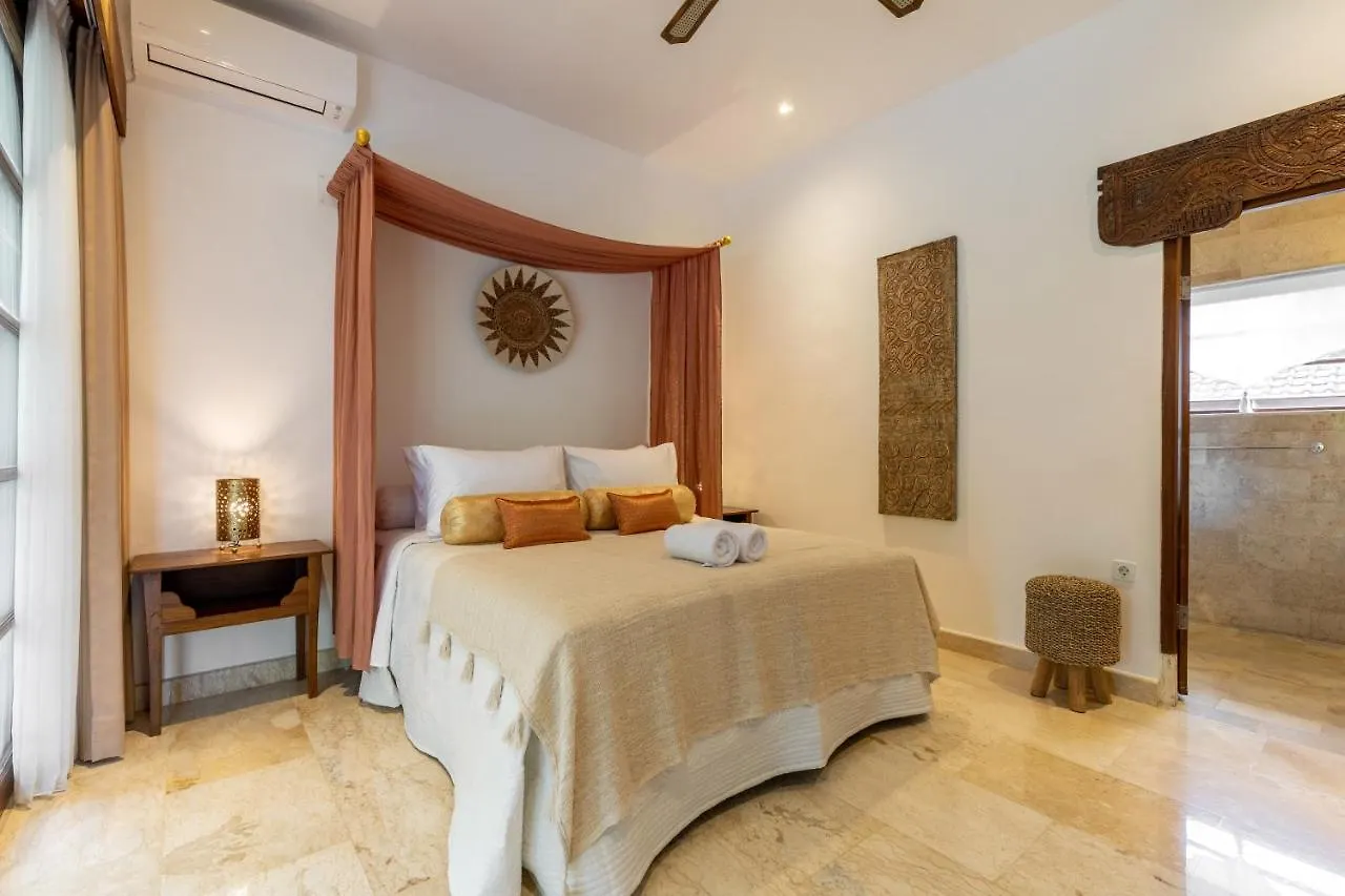 Luxury Villa In City Center W/ Natural Pool La Bohemia Residence Villas Ubud