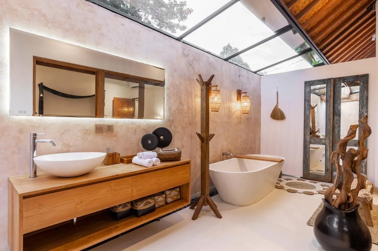 Luxury Villa In City Center W/ Natural Pool La Bohemia Residence Villas Ubud