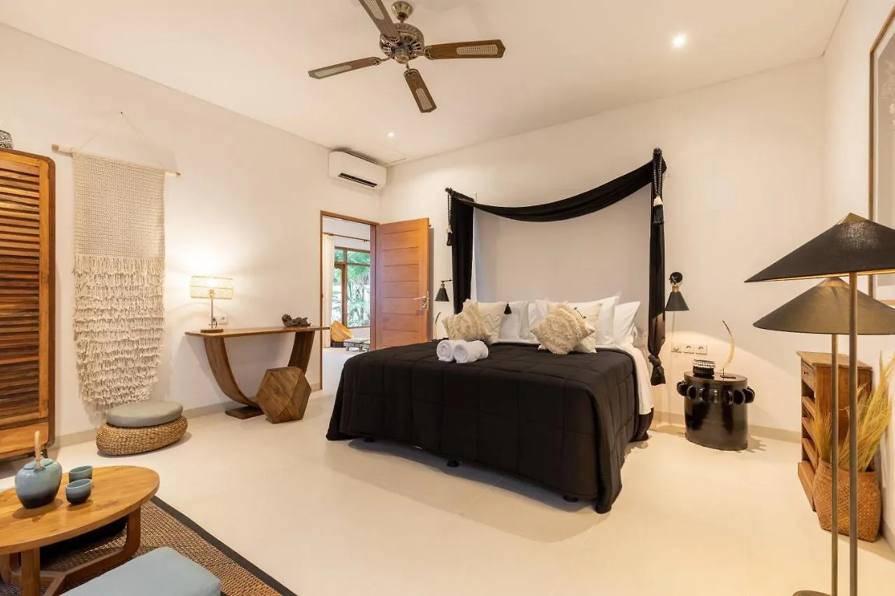 Luxury Villa In City Center W/ Natural Pool La Bohemia Residence Villas Ubud